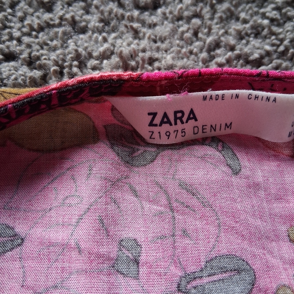 Zara Pink Floral Wrap Top - Picture 6 of 6